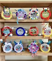 Kreatives Laternenbasteln der 2a- Monsterlaternen zum Staunen